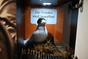 DDR Museum - Berlin - Friedenstaube