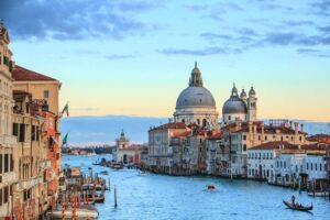 Museum in Venedig finden und Tickets kaufen.