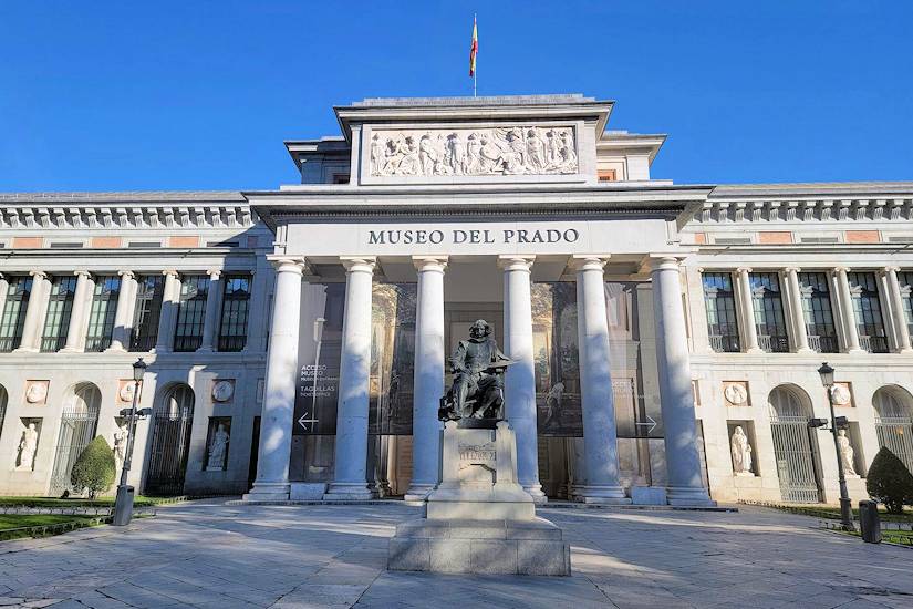 Außenansicht des Museo del Prado in Madrid, Spanien