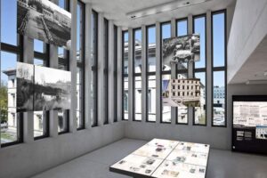 NS-Dokumentationszentrum - München - Ausstellung mit Informationstafeln zur NS-Zeitgeschichte